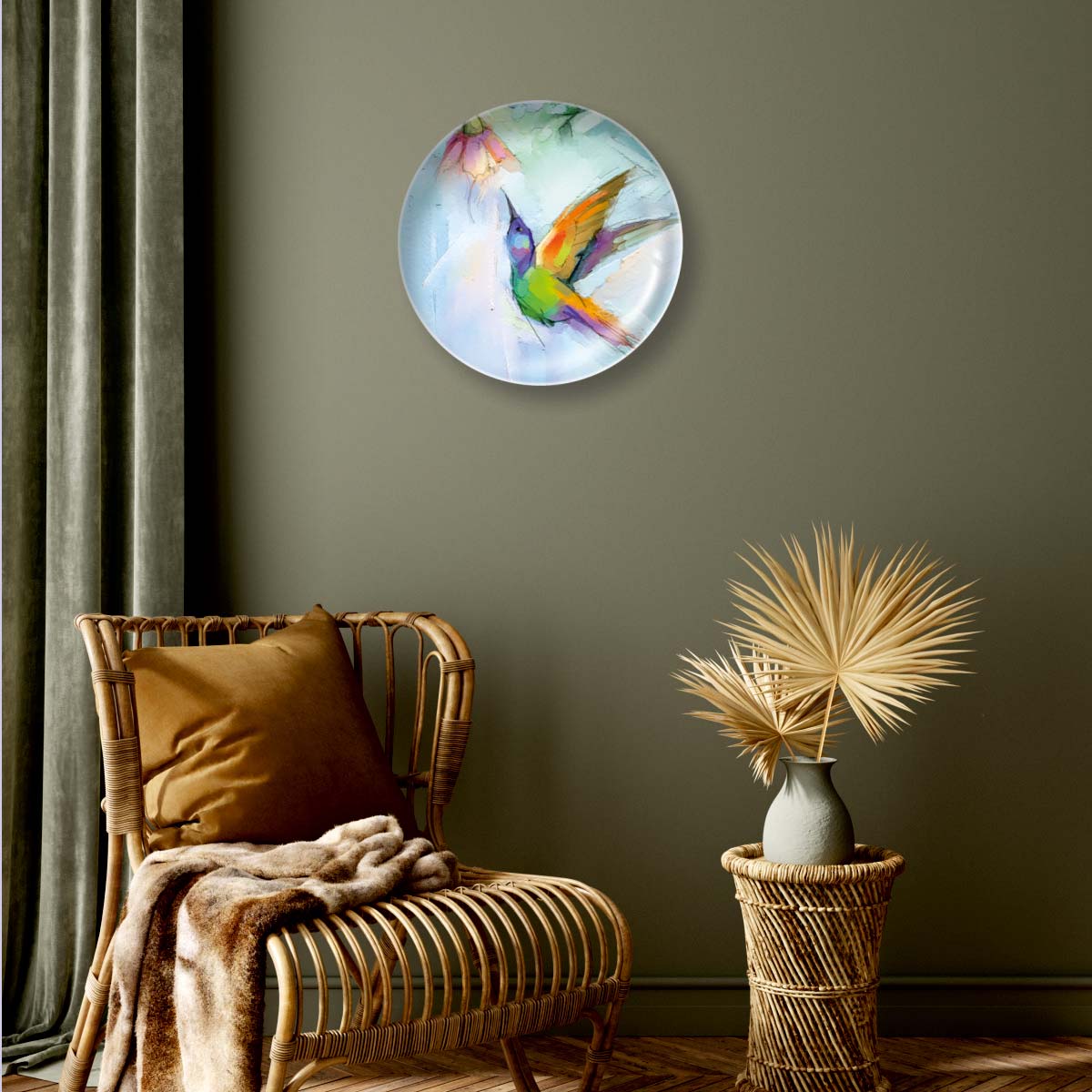 HUMMING BIRD