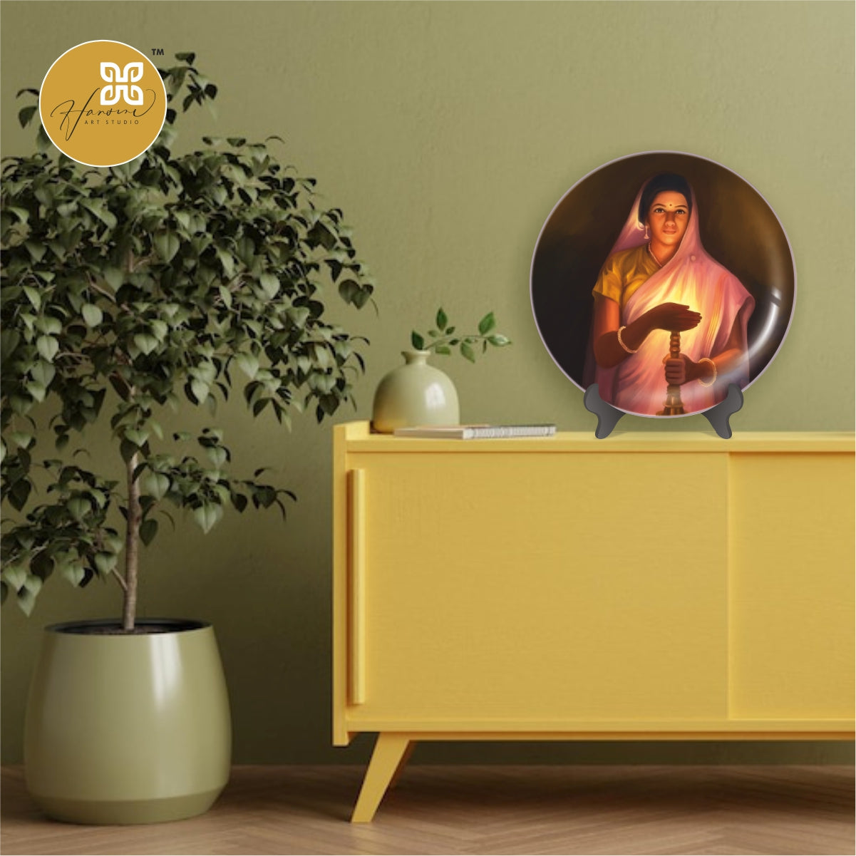 LADY WITH LAMP