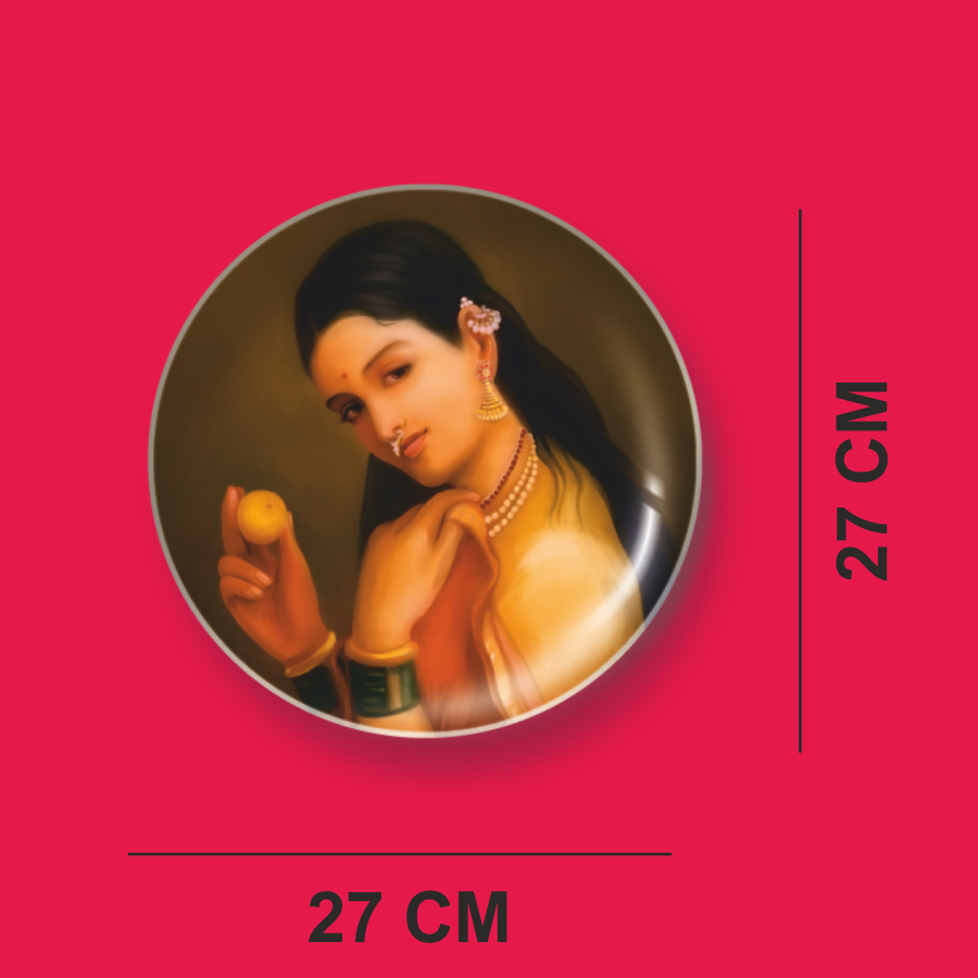 WOMAN HOLDING A FRUIT